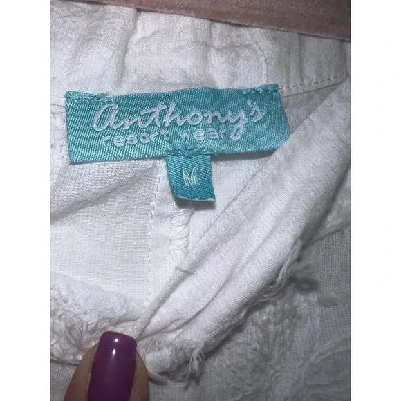 ANTHONYS RESORT WEAR Asymmetrical White‎ Tunic Cold shoulder Top - Picture 4 of 6